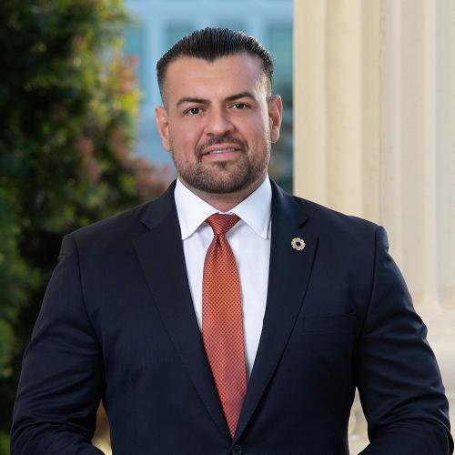 Avelino Valencia